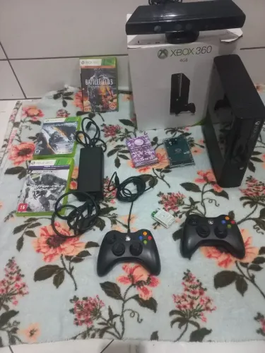 Xbox 360slin desbloqueado com 1.100 jogos no HD