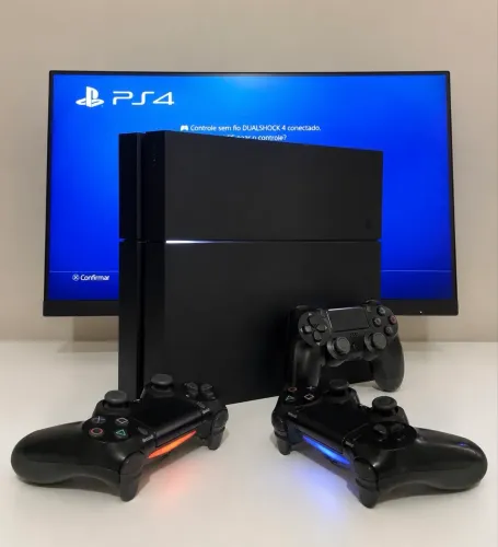 PS4 Fat 500GB + 3 Controles | Colatina-ES