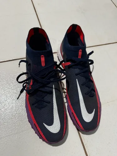 Chuteira Nike Phanton n42