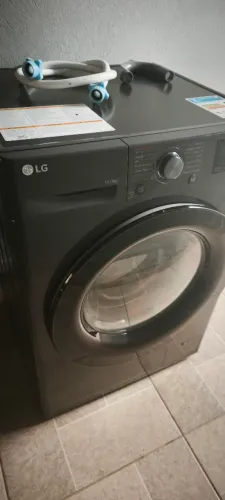 Lavadora Lava e Seca Smart LG VC5 de 11kg Titanium (modelo CV3011BC4)