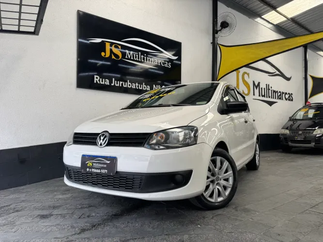 Volkswagen Fox 1.0 MI Total Flex 8V 5P 2014