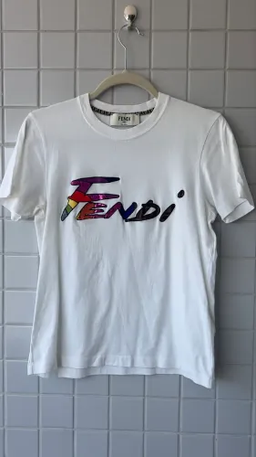 Camiseta Fendi Feminina 