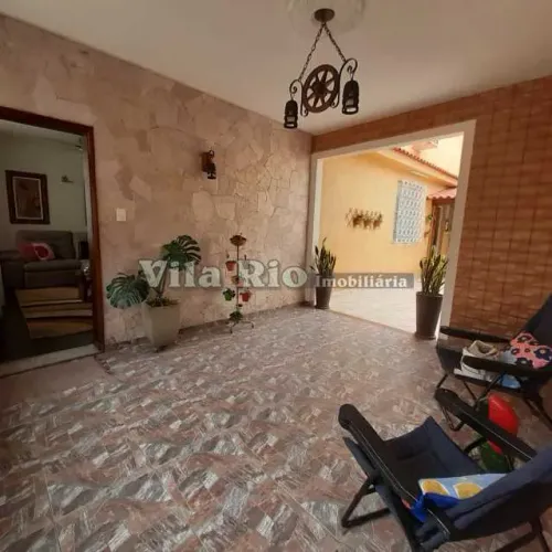 Casa duplex luxuosa esquina com Monsenhor Félix.