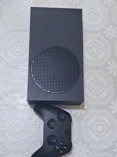 Vendo Xbox série S carbon black 1 T