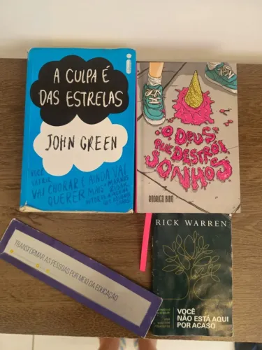 Kit 3 Livros (A Culpa é das Estrelas + Rodrigo Bibo + Rick Warren) + Brinde