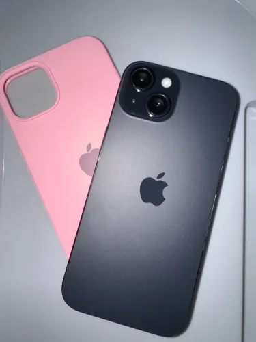 IPHONE 15 128GB - PERFEITAS CONDIÇÕES