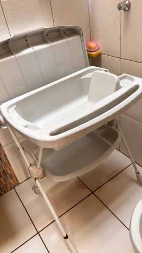 Banheira com trocador infantil