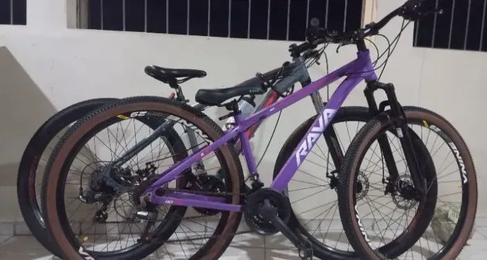 Vendo 2 bike seminova todas com notas fiscais