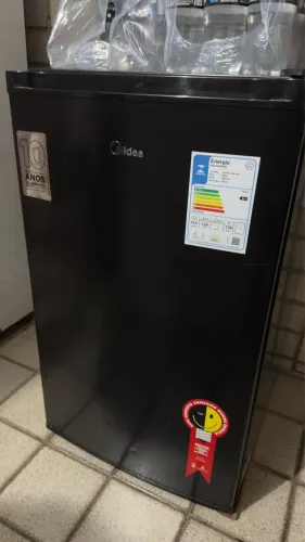 Frigobar Midea 124 Litros