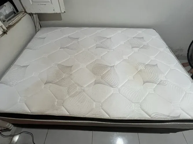 Vende esse essa cama de casal box