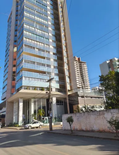Um Terreno medindo 720 mts quadrados