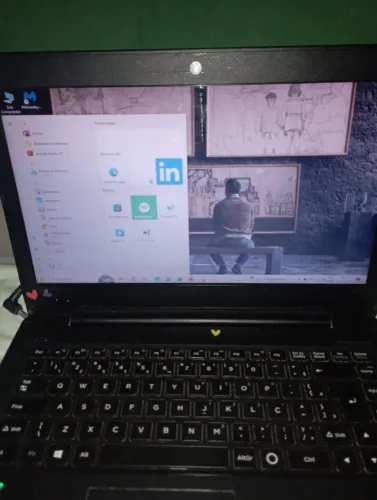 Notebook Postivo usado em boas condições 