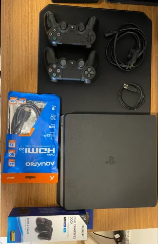 PS4 Slim