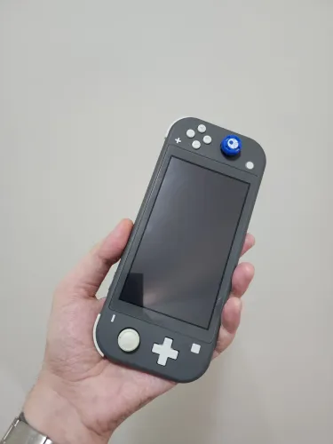 Nintendo Switch Lite Cinza Impecável + Película + Fonte Original + Cartão SD