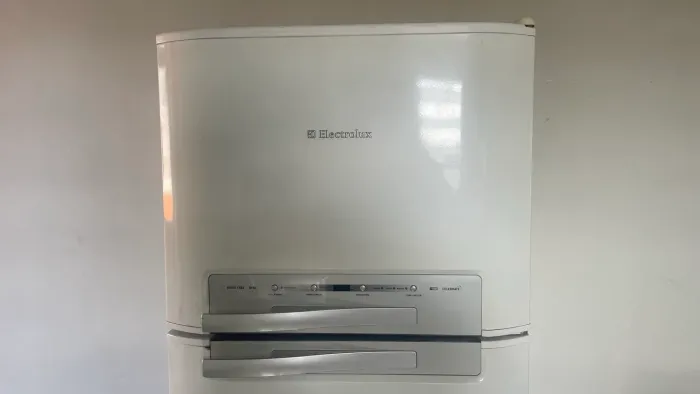 Geladeira DF46 motor ruim