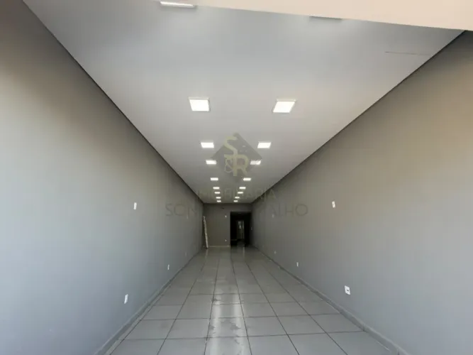 Imóvel comercial para locação no Av Maximilliam Max Maggioni, em Ribeirão Preto/SP.