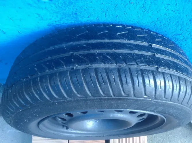 Pneu com aro 185/65/14 passa na vistoria