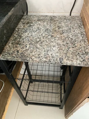 Fruteira tampo de granito 