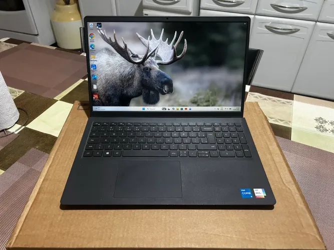 Notebook Dell Inspiron 15 3511: i5 11ª geração