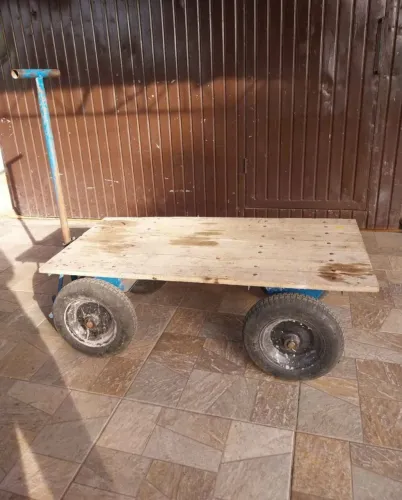 Carrinho de carga 4 rodas 