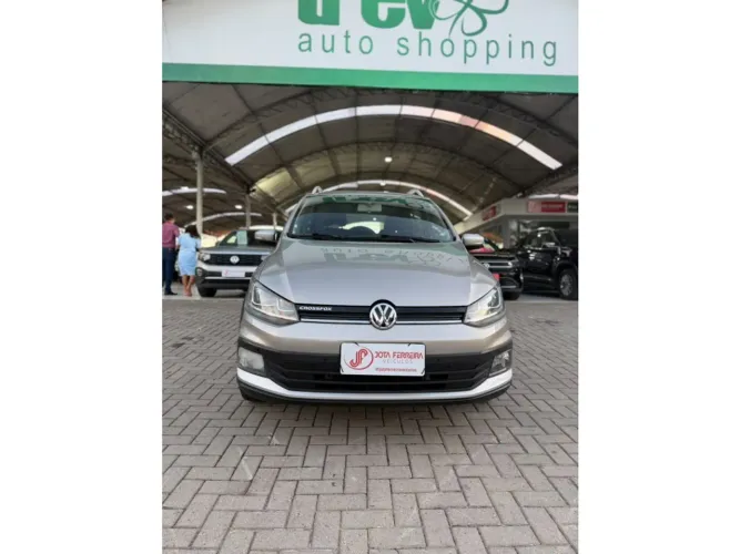 Volkswagen Crossfox 1.6 MI Total Flex 8V 5P 2015