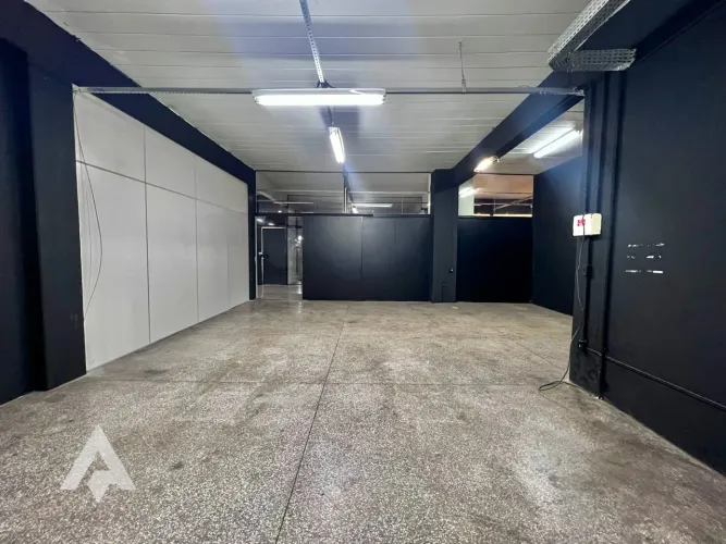 Loja Térrea de 50m² para locação por R$ 2.500,00 - Bairro Itoupava Central - Blumenau/SC