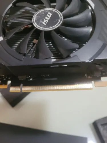 Placa de video COM DEFEITO