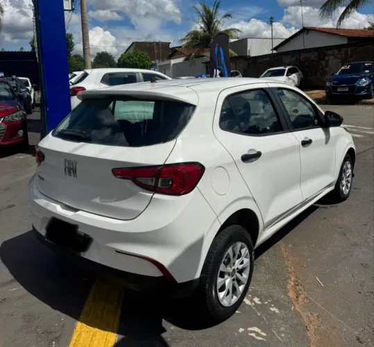 Fiat Argo 1.0 6V Flex. 2024
