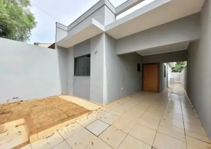Vende-se casa no Júlia seffer 