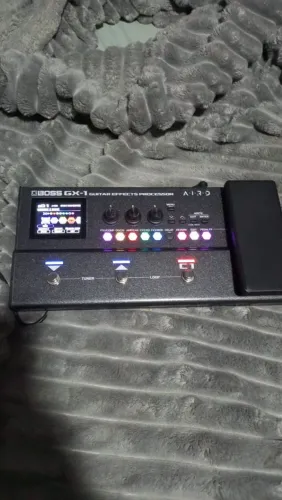 Vendo ou troco, pedaleira Boss Gx1