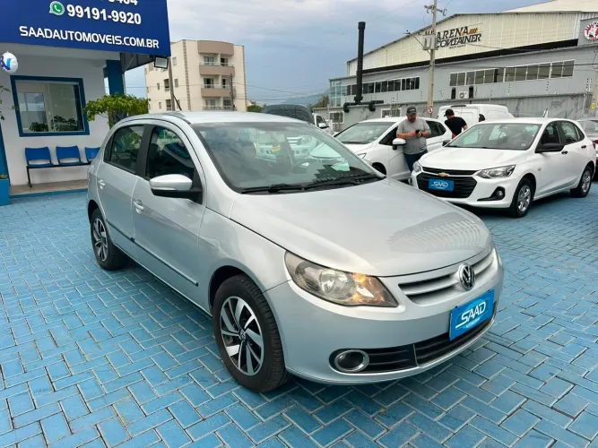 Volkswagen Gol Geração V Power 1.6 8V MI Total Flex I-motion 4P 2013