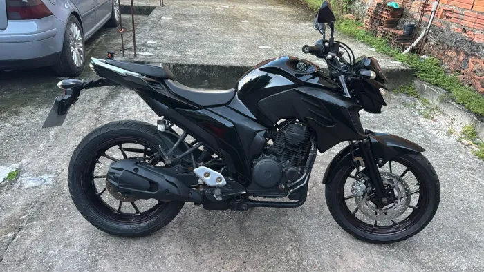Fazer 250