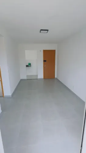 R$119 MIL! 2 Quartos + Sacada + Vaga | Aceita Financiamento