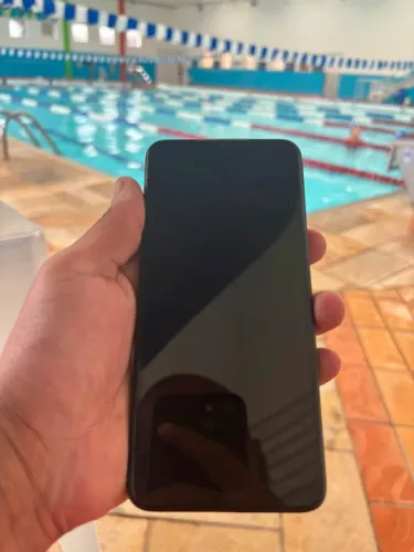 Celular semi-novo infinix hot 30i