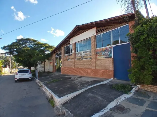 Área Comercial à venda, Centro - São José da Lapa/MG