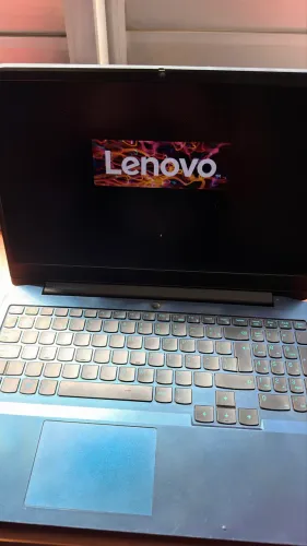 Notebook Lenovo Gamer - 24 RAM - 700SSD - GTX1650