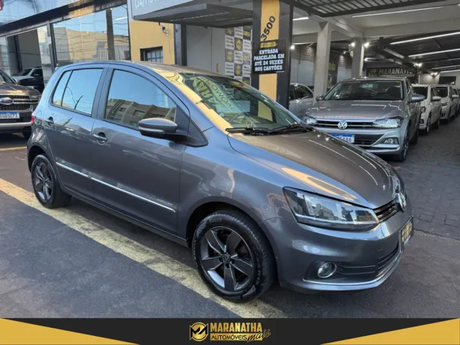 Volkswagen Fox 1.6 MSI Highline 16V Flex 4P Manual. 2017