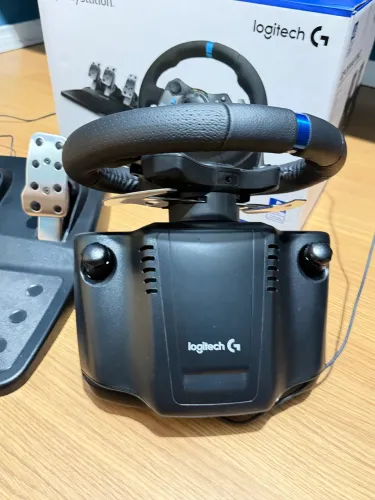 Volante G29 + marcha Logitech