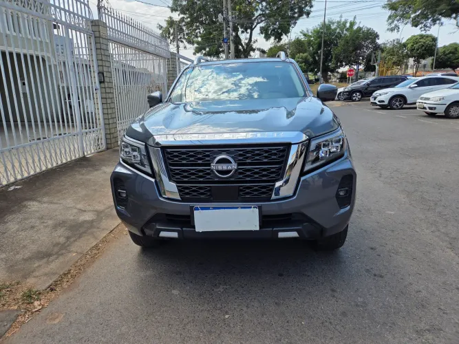 Nissan Frontier Plati. CD 2.3 Bi-TB Dies.aut. 2024