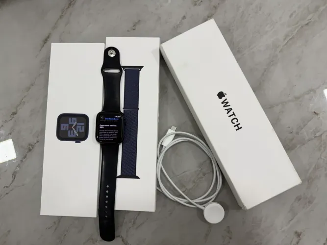 Apple Watch SE 2 44mm