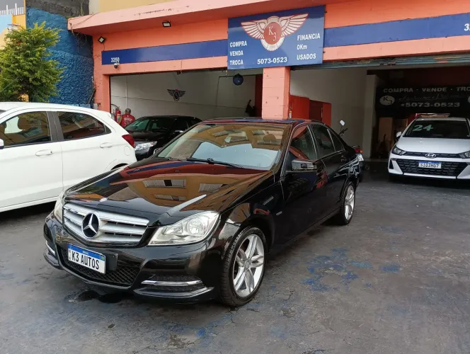 Mercedes-Benz C-180 CGI Classic 1.8 16V 156cv Aut. 2012