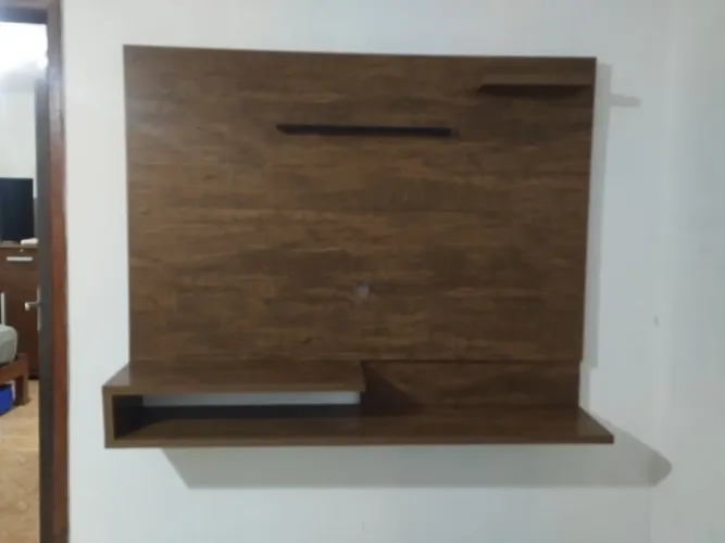 Painel / Sem o suporte de TV