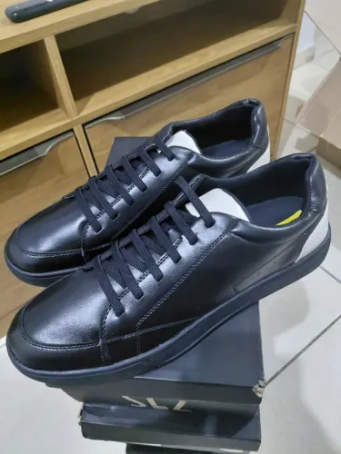 SAPATÊNIS PRETO