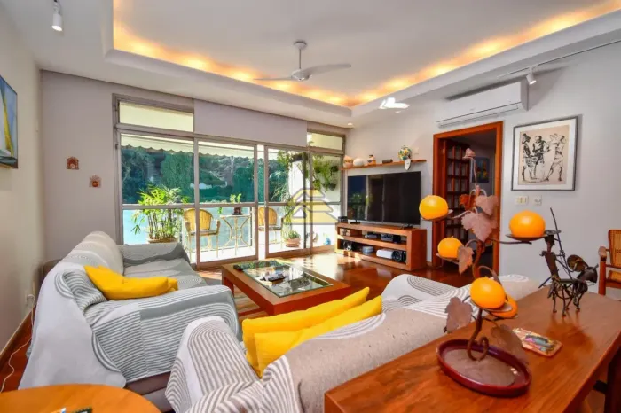 Cosme Velho | Apartamento 3 quartos, sendo 1 suite