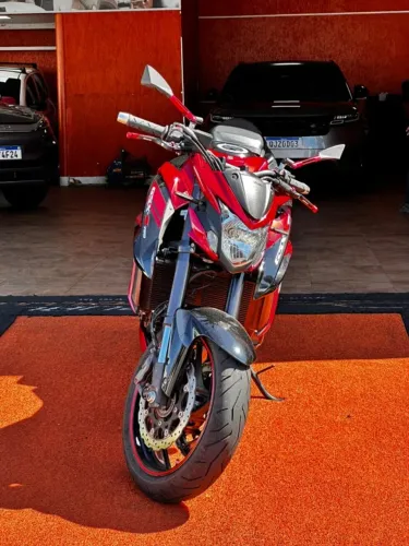 SUZUKI 750