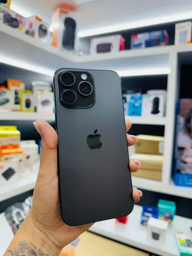 iPhone 15 Pro Max 256GB Preto