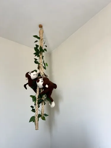 Macaquinhos De Pelúcia Na Corda Quarto Safari