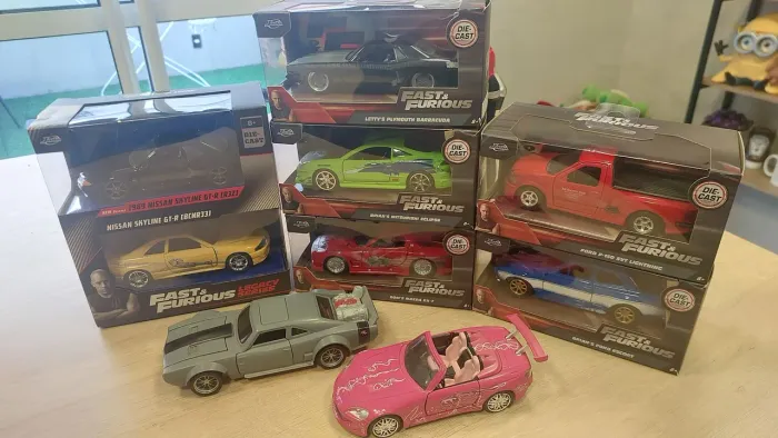 Coleção miniaturas velozes e Furiosos escala 1/32 160,00 cada