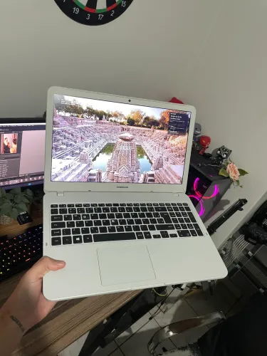 Notebook i3 7020u