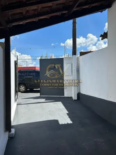 Casa com 1 Quarto(s) e 1 banheiro(s) para Alugar, 50 m² por R$ 900 / Mês